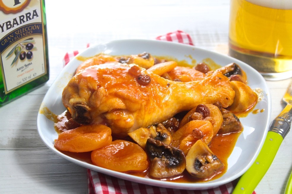 Pollo con Champiñones, Pasas y Orejones - Ybarra en tu cocina