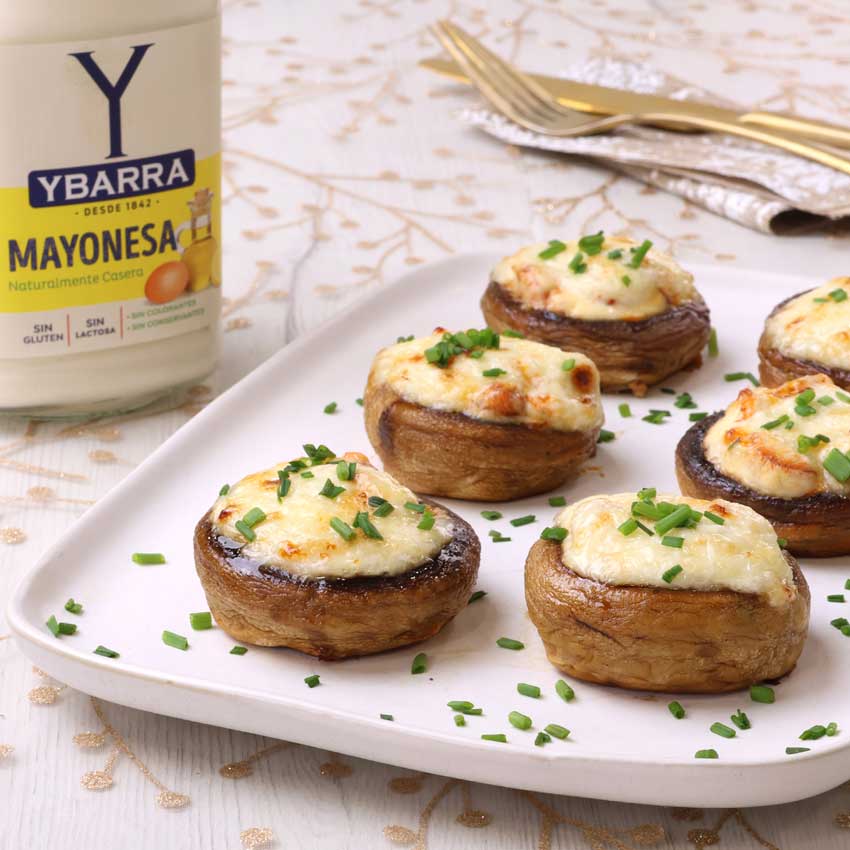 Champiñones rellenos de chistorra gratinados