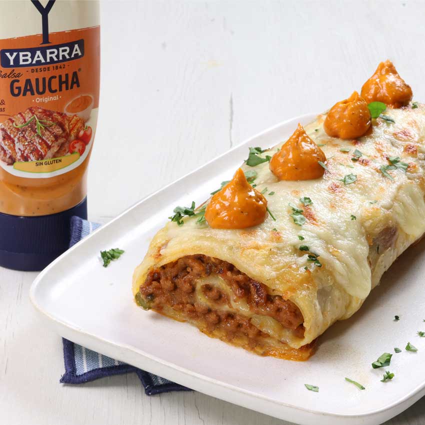 Rollo de patata y carne a la Gaucha