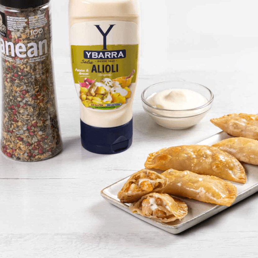 Empanadilla de marisco y alioli