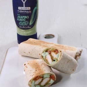 Burritos de Pollo Crujiente con Salsa Experience de Jalapeno Asado