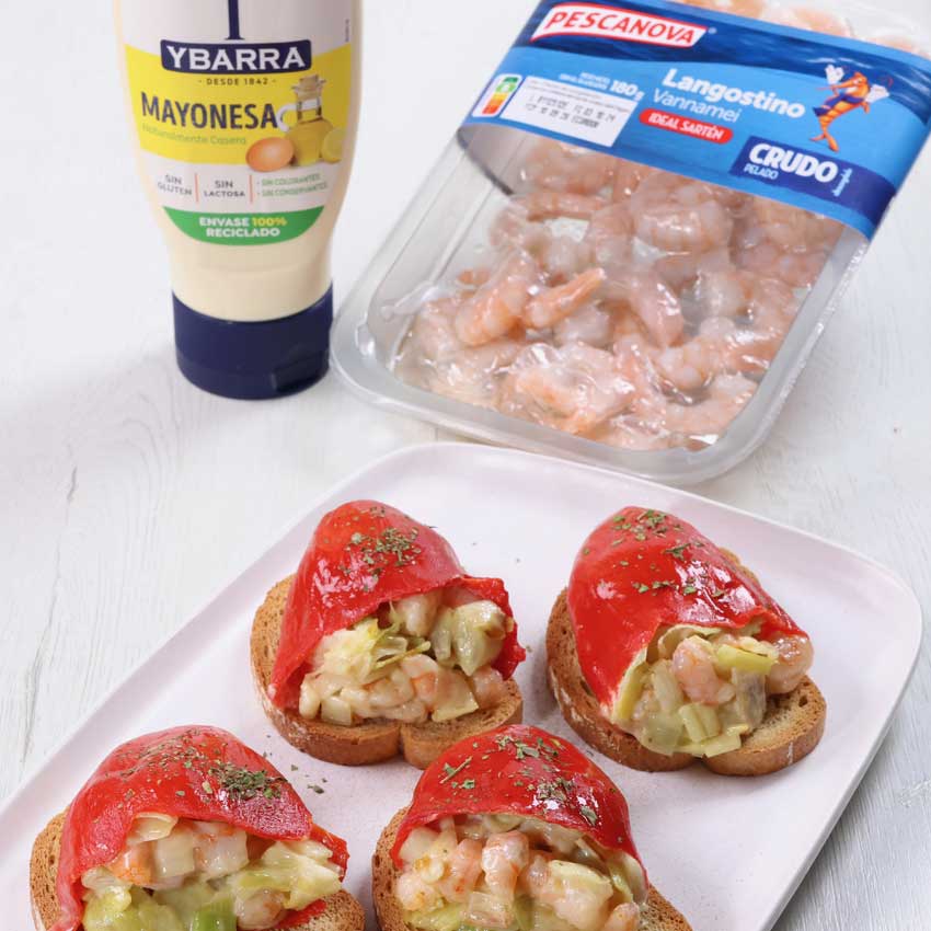 Piquillos rellenos de langostinos y puerros | Receta fácil y deliciosa