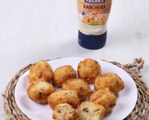 bolitas de patatas con salsa ranchera