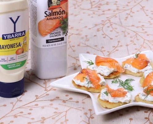 Canapes de patata con salmon ahumado