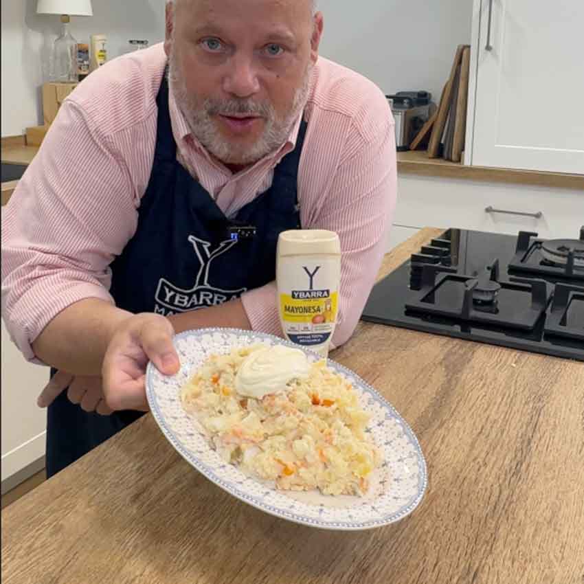 Ensaladilla de langostinos y salmón
