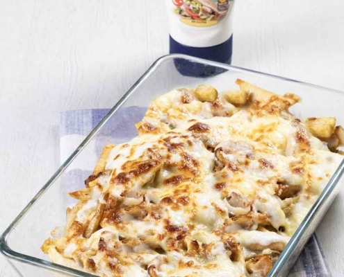 Patatas kebab con salsa Kebab