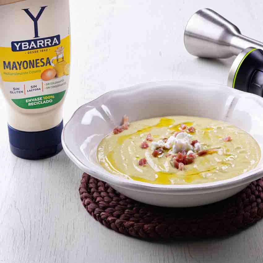 Crema fría de guisantes con patata y Mayonesa Ybarra