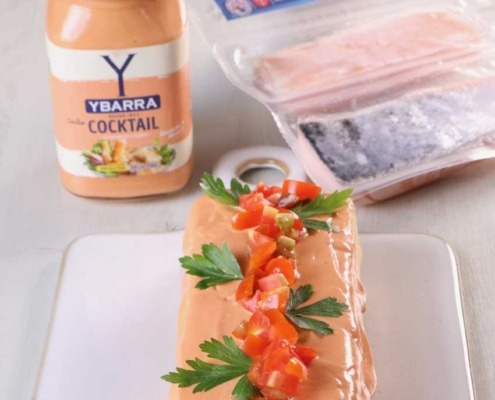 Pastel de salmón preparado con Centros de Salmón Pescanova y Salsa Cocktail Ybarra.